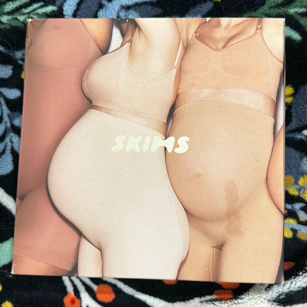 Skims MATERNITY